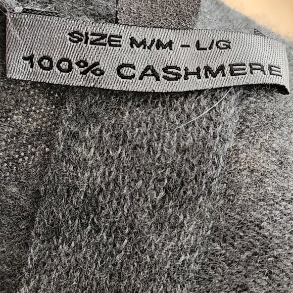 Soleil Ombre Dip Dye 100% Cashmere Knit Button Back Tunic Sweater - Picture 6 of 7